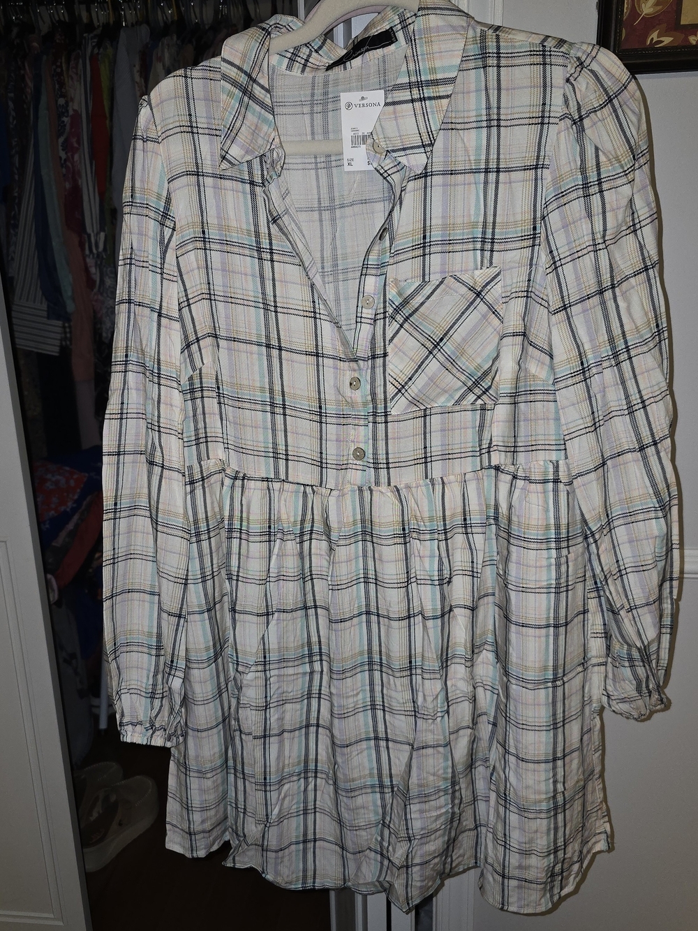 Vigoss Womens Plaid Shirt Dress in Cream and Blue